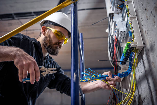 Best Local Electrician Companies  in Sixteen Mile Stand, OH
